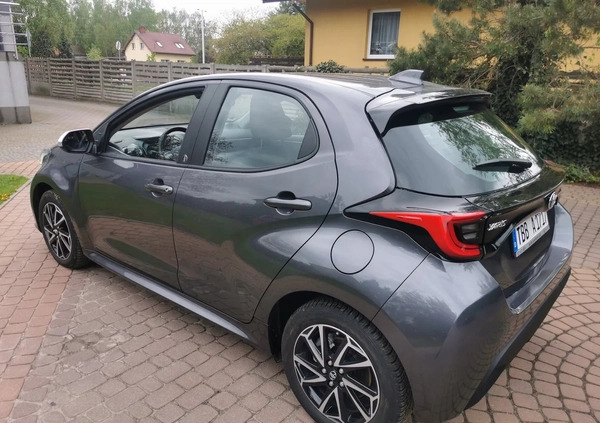 Toyota Yaris cena 91500 przebieg: 8850, rok produkcji 2022 z Zbąszyń małe 379